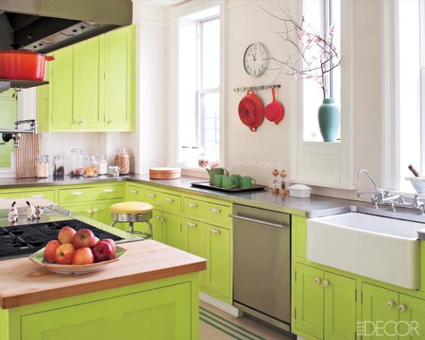Tipps Ideen Küchenfenster grüne schränke vase tiefer fensterrahmen