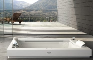 aura-plus-ausblick-whirlpool-badewanne-designs-von-jacuzzi