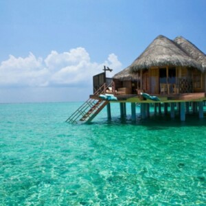blaues Meer Sonne Malediven-exotische Reiseziele