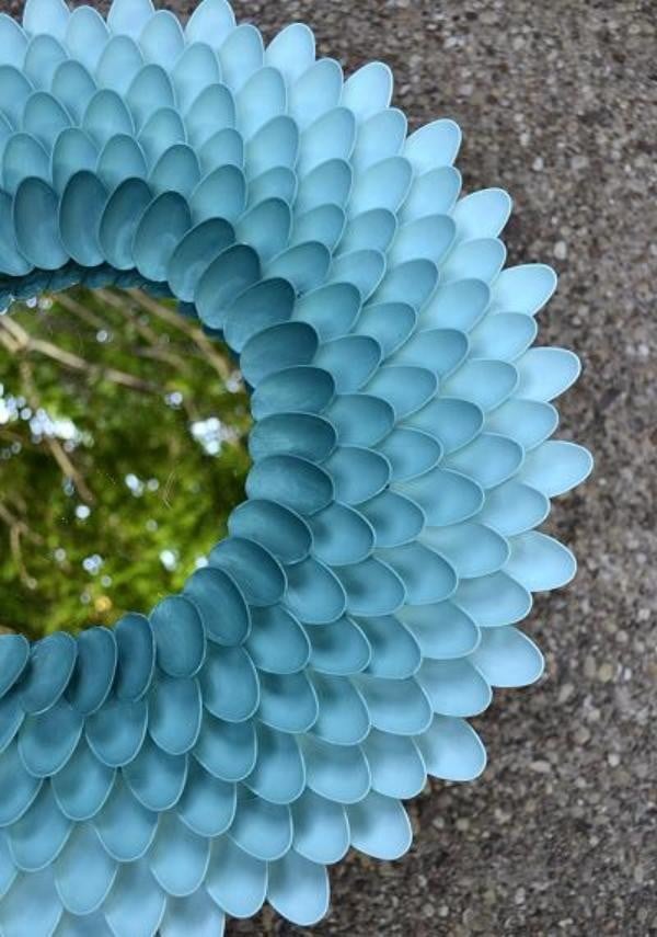 dekoration selbermachen spiegel als chrysantheme blau nuancen