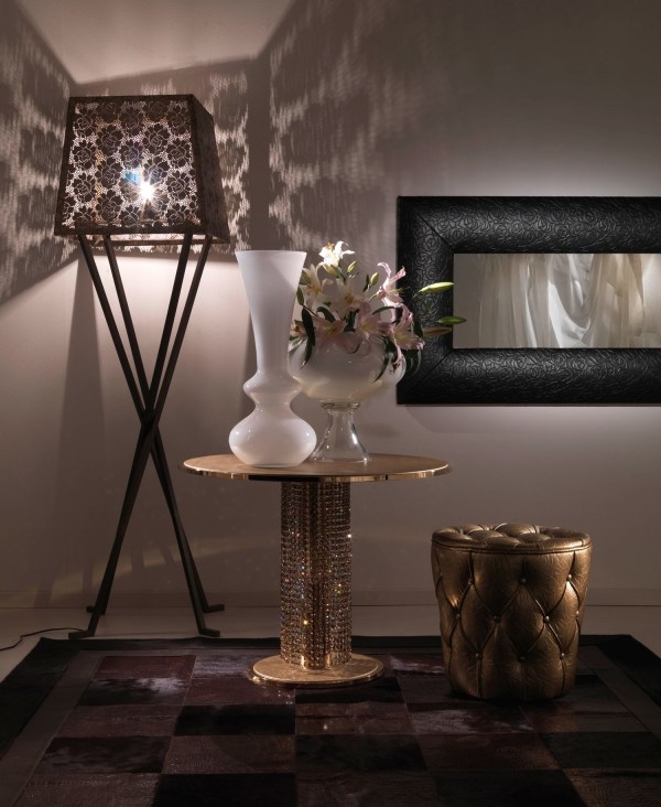 dekorative stehlampe spitze lampenschirm goldener beistelltisch