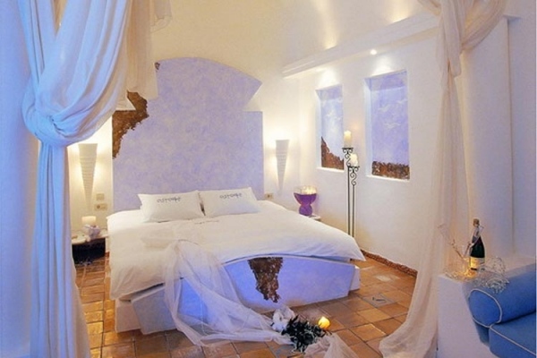 designer hotel in santorini astrate suites schlafzimmer