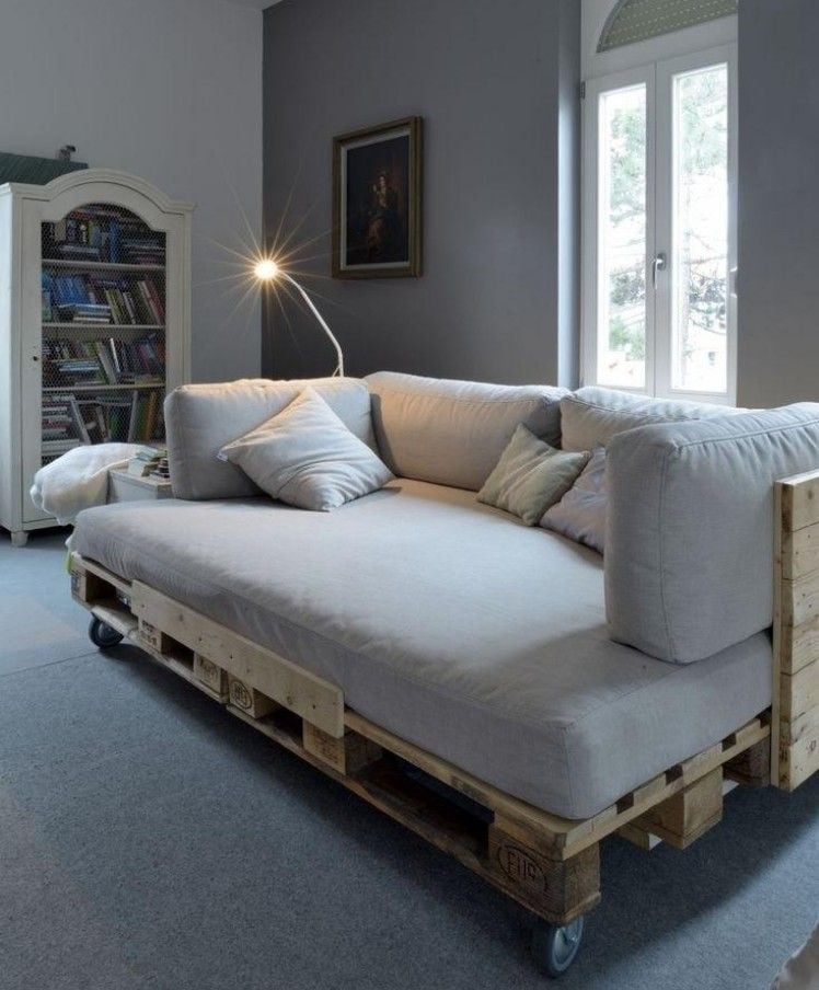 europaletten-interieur-couch-bett-tagesbett-polster-kissen-bezug-modern-praktisch