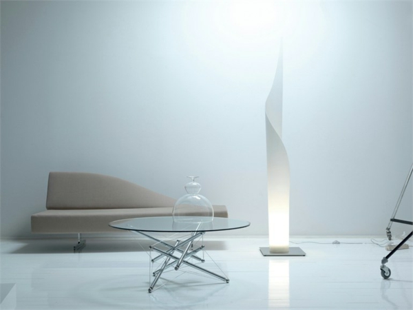 gewundene Stehlampe Design Idee 