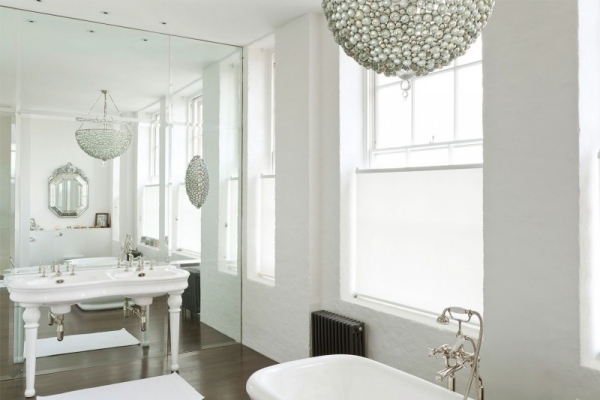 luxus apartment london lüster badewanne waschtisch
