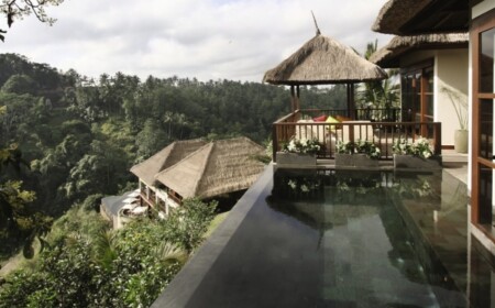 luxus-ferienvillen-in-bali-ausblick-suiten-mit-pool