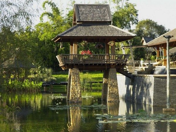 luxus pavillons in thailand über wasser