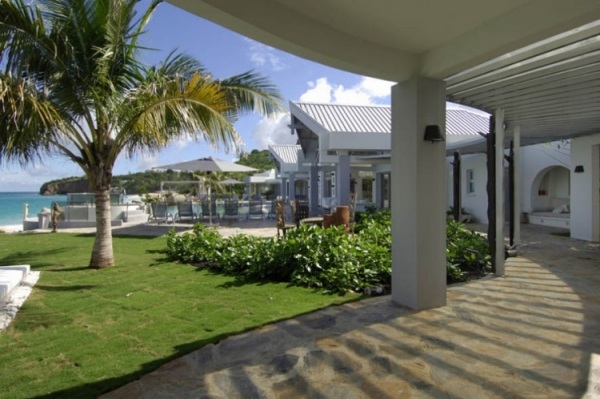 luxus villa in der karibik patio bereich