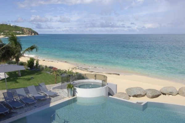 luxus ferienhaus in der karibik whirlpool rund
