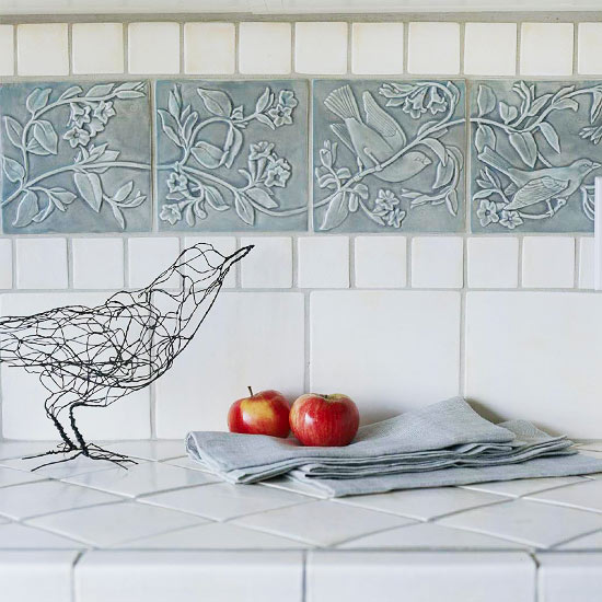 materialien küchenarbeitsplatten aus fliesen vögel