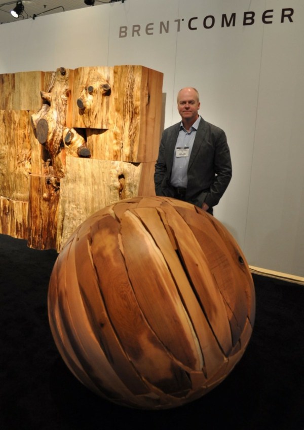 moderne Holz Figuren Autor Ausstellung