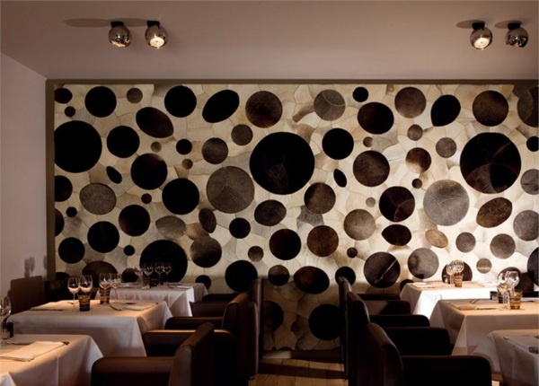 moderne Restaurant Einrichtung Idee Kuhpelz Teppich 