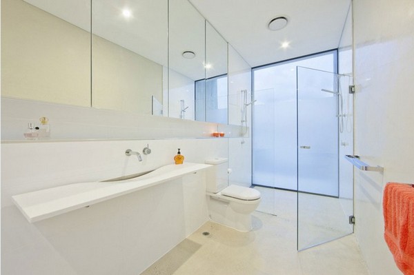 modernes haus glas und beton badezimmer