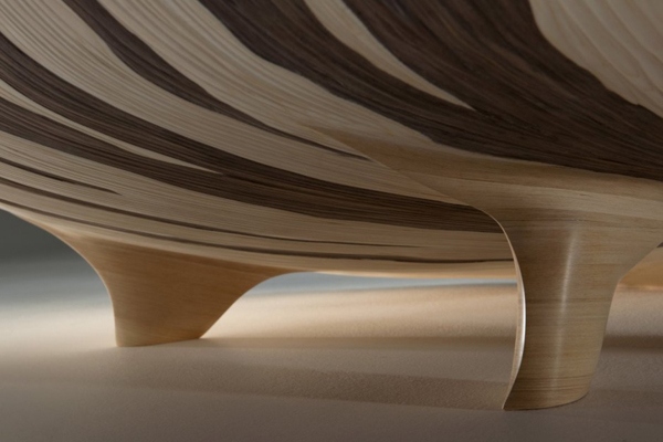 designer tisch mit nautilus gewölbte formen