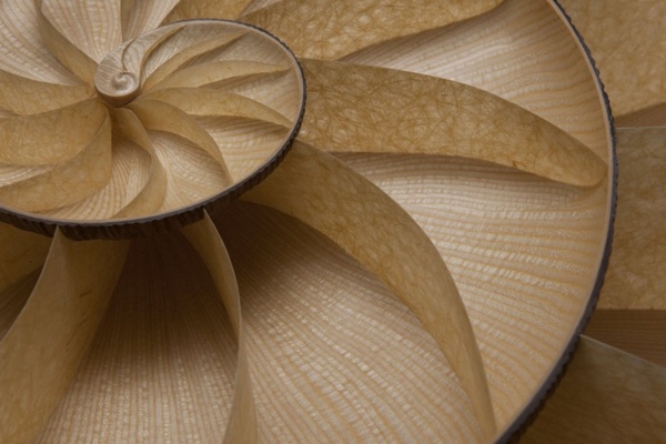 tisch design mit nautilus form spiralenform