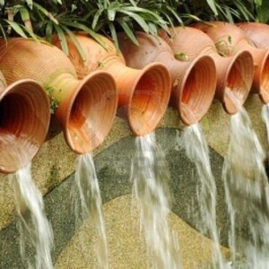 Brunnen für den Garten bauen-Terracotta