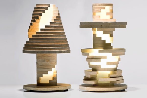 Designer Lampe holzteile durscheinander zusammensetzen