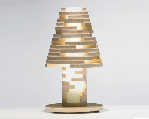 Lampe manifattura italiana design lichteffekte holzteile