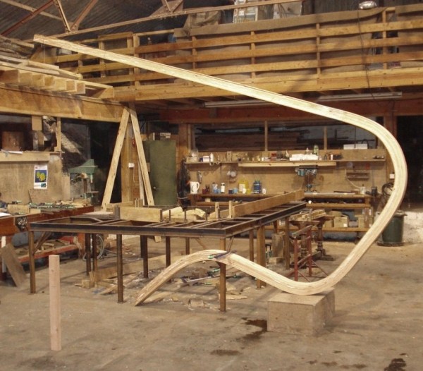 Designer Stuhl aus Holz Douglasie