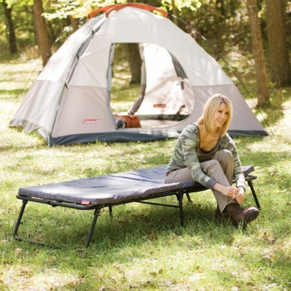 Feldbett Design Ideen Camping Urlaub planen