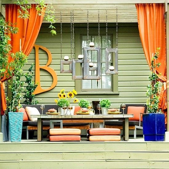 Garten Lounge orange gardinen sonnenblumen im freien enstspannen