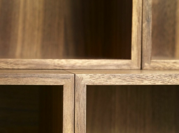 Holz Regale Details praktische Montage Aufbausystem