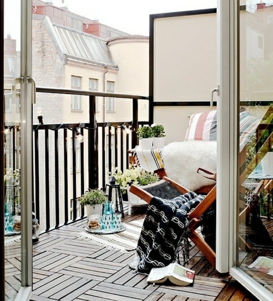 Holzfliesen Balkon anlegen Tipps Ideen