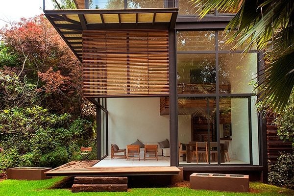 Holzhaus Mexiko Terrasse-Glasschiebetür 