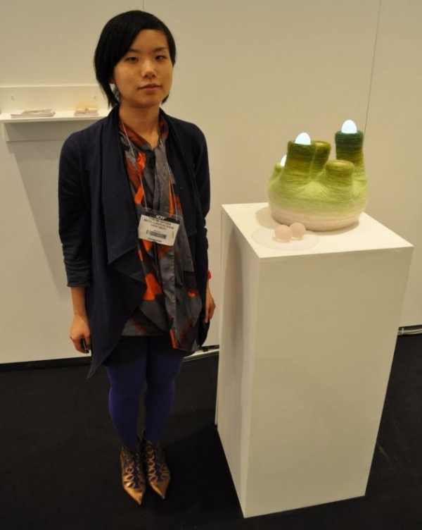 Interaktive Lichtskulptur oshibe Tomomi Sayuda
