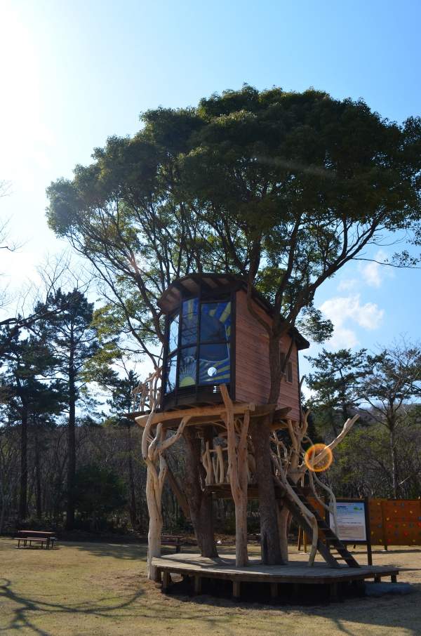 Magisch das Baum Haus-Japan Higashi