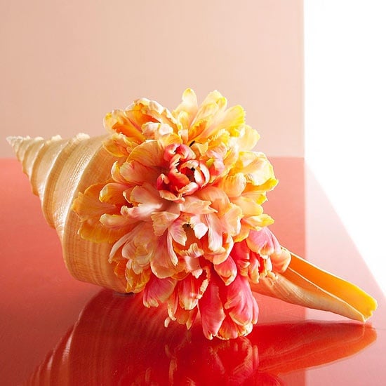 Muttertag Ideen selber machen Blumengestecke Muschelschale