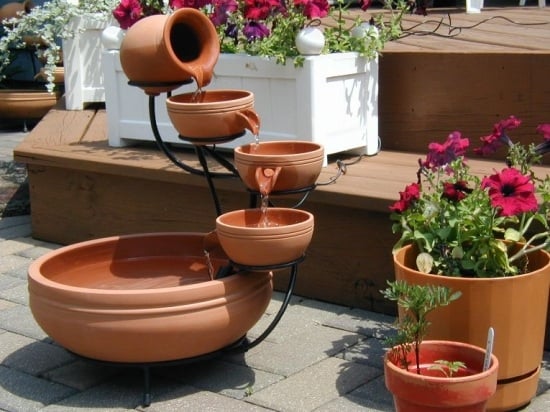 Terracotta Kaskaden-Brunnen Design