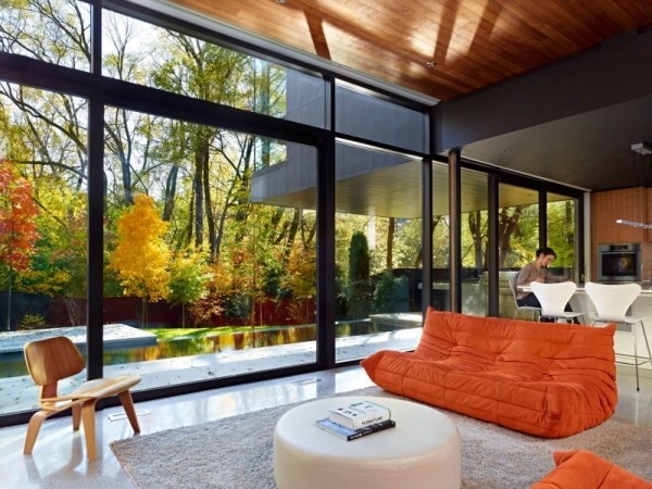 Wohnzimmer Lounge orange Möbel-Ausblick Outdoor pool