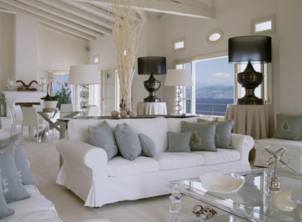 Wohnzimmer weiße Möbel mediterräner Stil