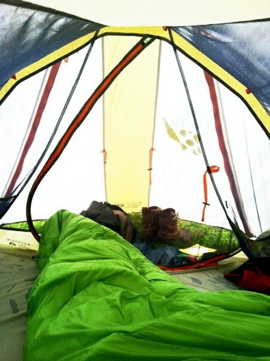 Wurfzelt innen Schlafsack Design Camping Tipps
