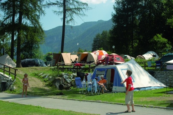 Zelten in Italien-Dolomiti Village Spa Resort