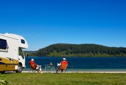campingurlaub-mit-wohnwagen-top-10-accessoires-entspannen