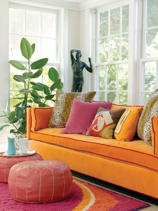 farben-test farbtyp warme farbtöne wohnzimmer orange rosa tierprints