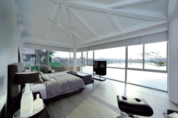 luxus ferienhaus mit modernem design schlafzimmer seeblick