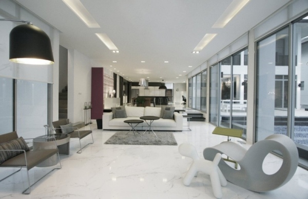 luxus ferienhaus mit modernem design weißes wohnzimmer