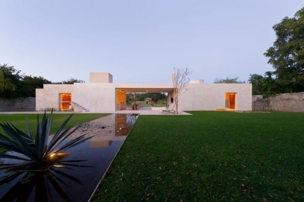 modernes wohnhaus in yucatan mexico ferne aussicht