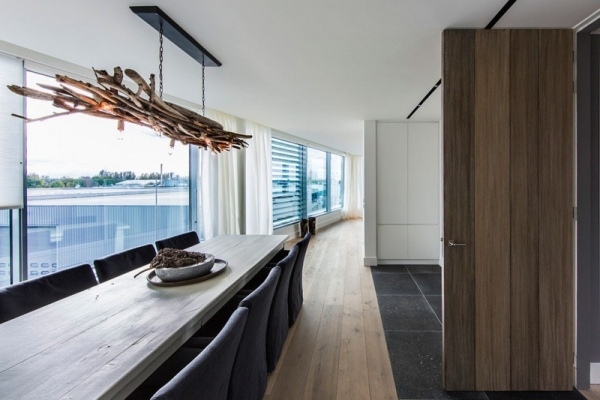 modernes appartement mit skybox design holz kronleuchter