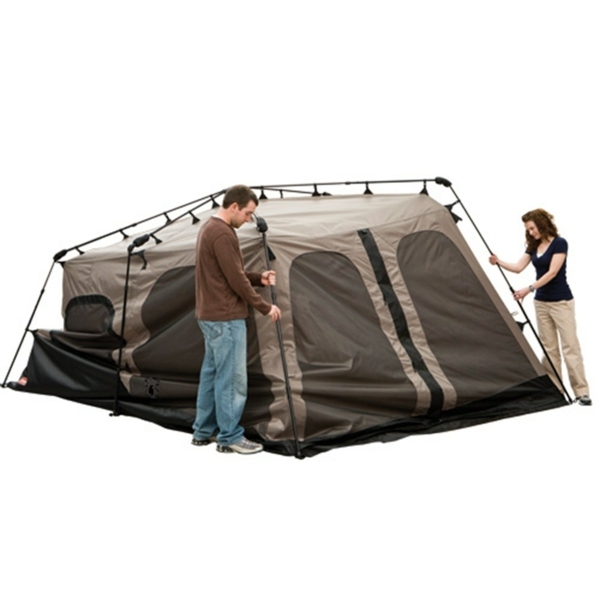 modernes Zelt für zwei aufbauen Schritt 2