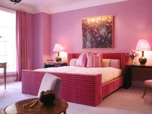 rosa Schlafzimmer Wand Farbe helle Decke Gemälde