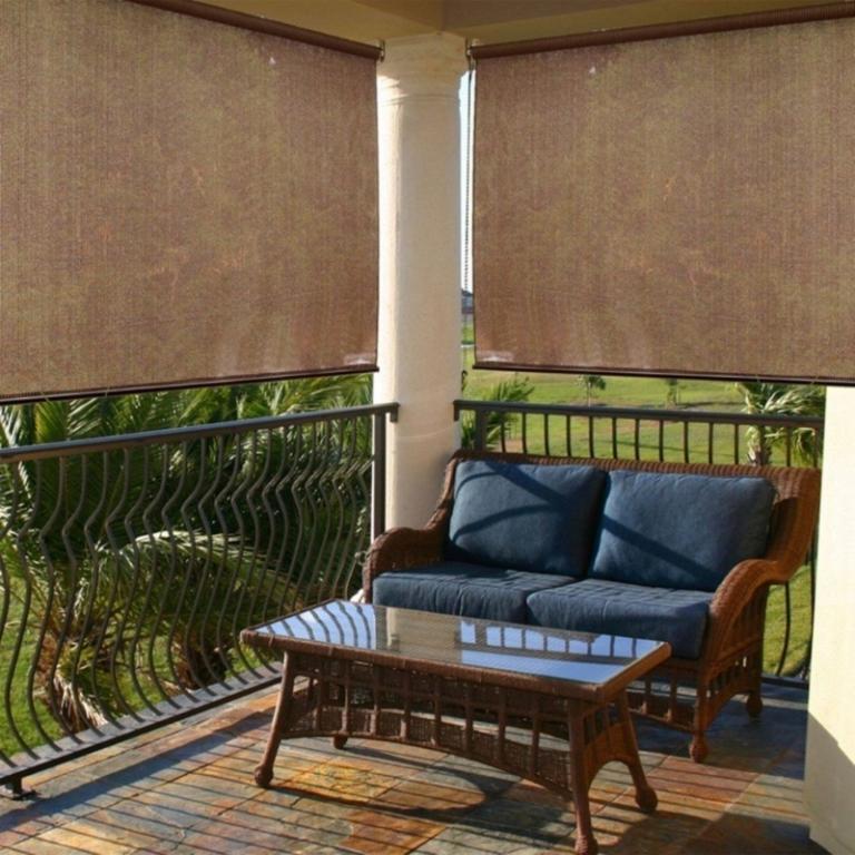 sichtschutz für den balkon jalousien markise sonnenschutz holz moebel sofa couchtisch