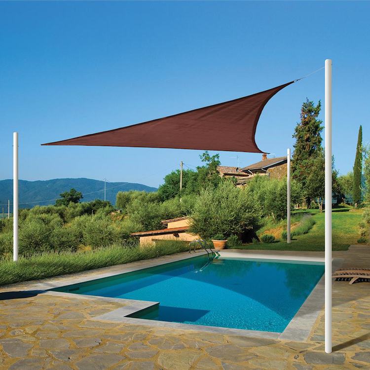 sonnensegel-terrasse-beschattung-braun-modern-design-pool