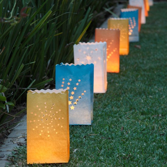 Beleuchtungsideen Garten kerzen windlicht papier