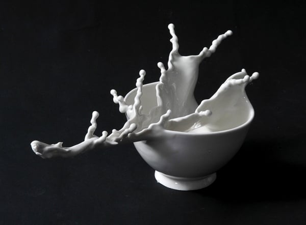 Keramik Design Objekt Tasse-bei Bewegung eingefroren