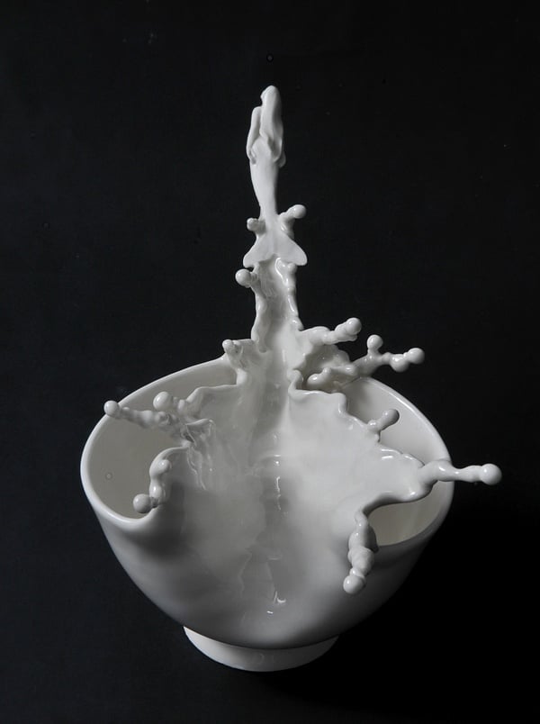 Keramische Tasse Skulptur eingefrorene-Bewegung weiß