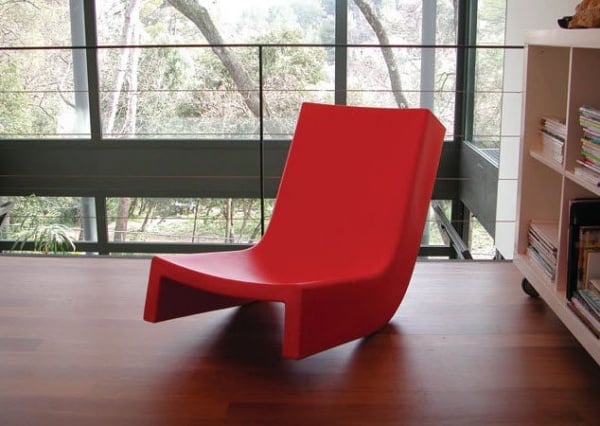 Lehnstuhl Design Schaukelsessel Rot-hohe-Rückenlehne niedriger-Sitz